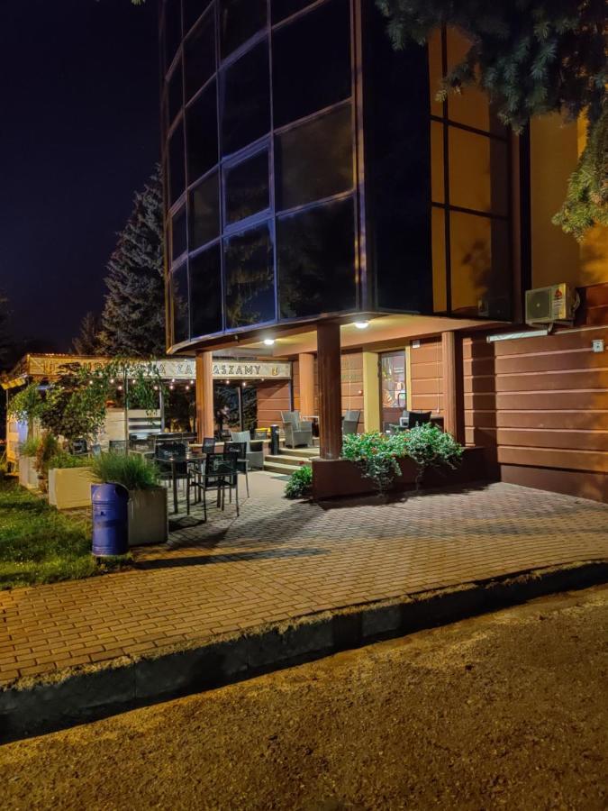 Hotel Turkus Jaroslaw Luaran gambar